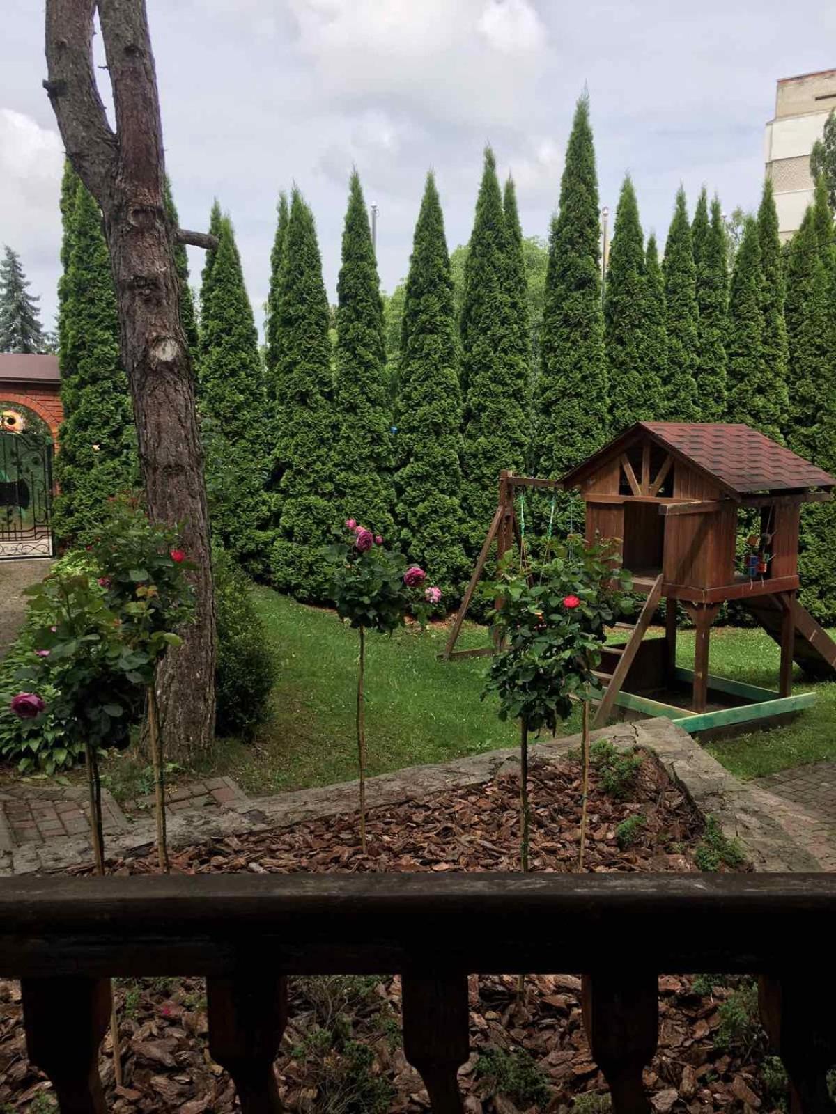 Red Stone Hotel 3*