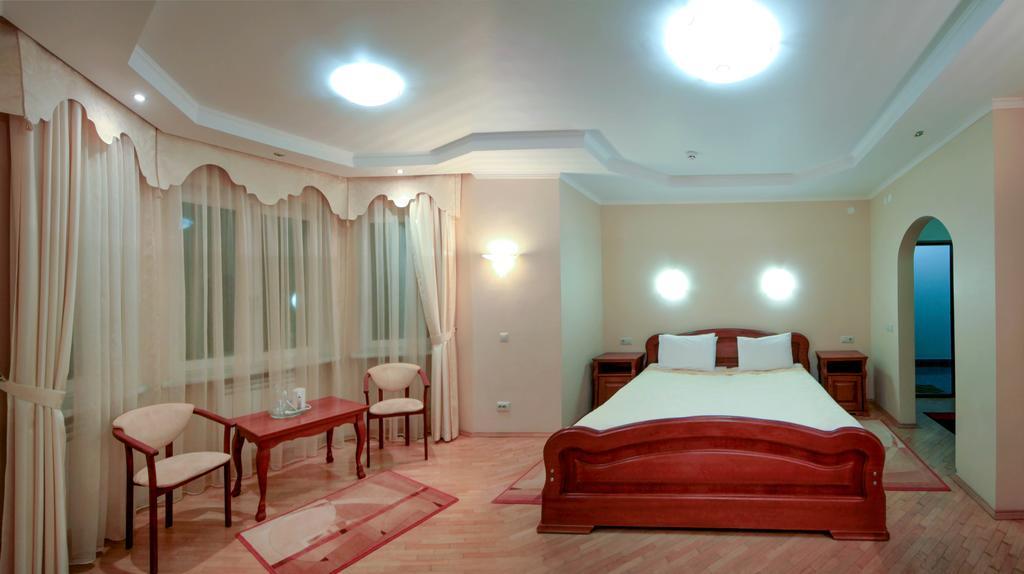 Hotel Red Stone 3*